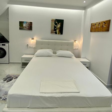 Corfu Port Art Studios 外观 照片